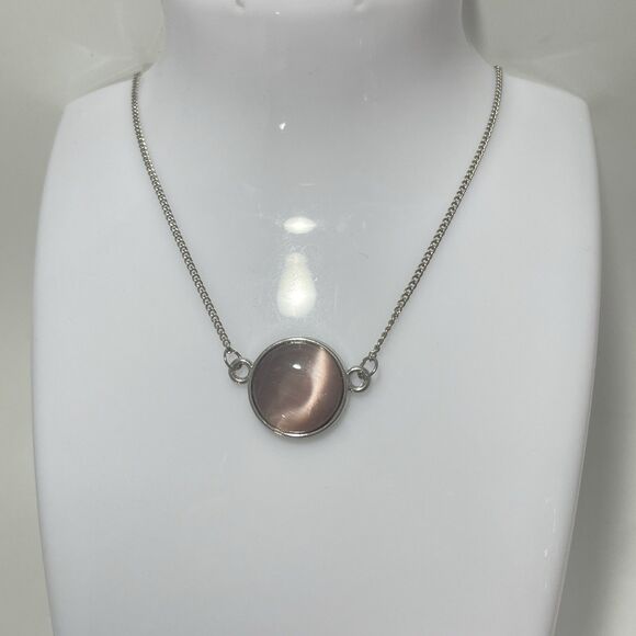 Beautiful Pink Cat Eye Glass Pendant Silver Tone Necklace 17” Adjustable Chain - Picture 1 of 6